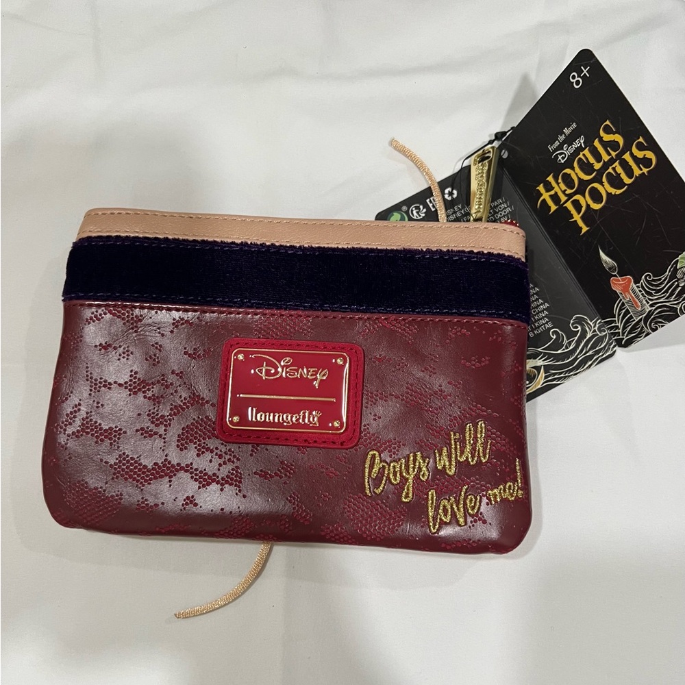 EXCLUSIVE Loungefly Harry Potter Hocus Pocus Boys Will Love Me Cosmetics Pouch.
